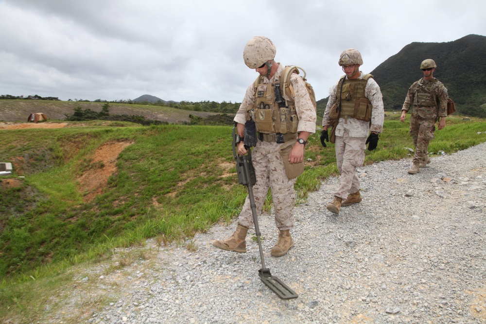 EOD Marines reconstruct blast sites
