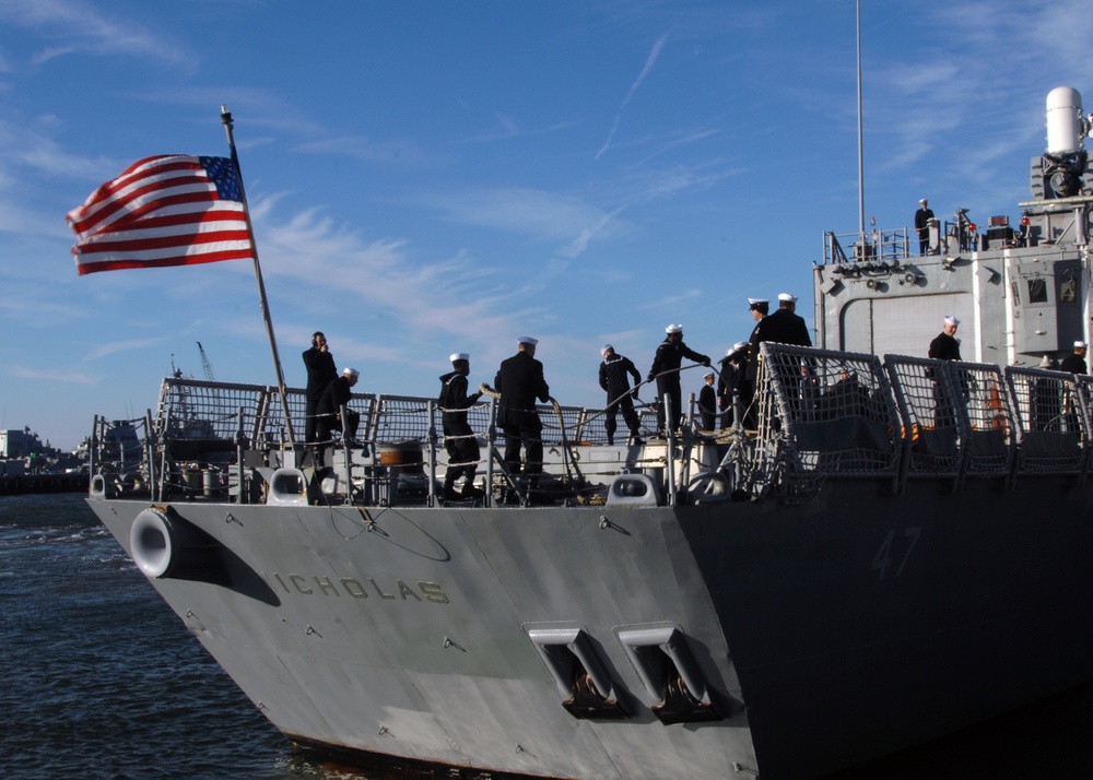 USS Nicholas operations