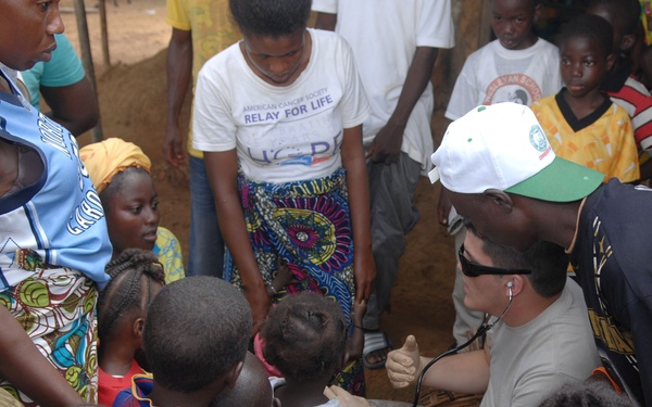 US, Liberian military deliver medical support to remote mining villages