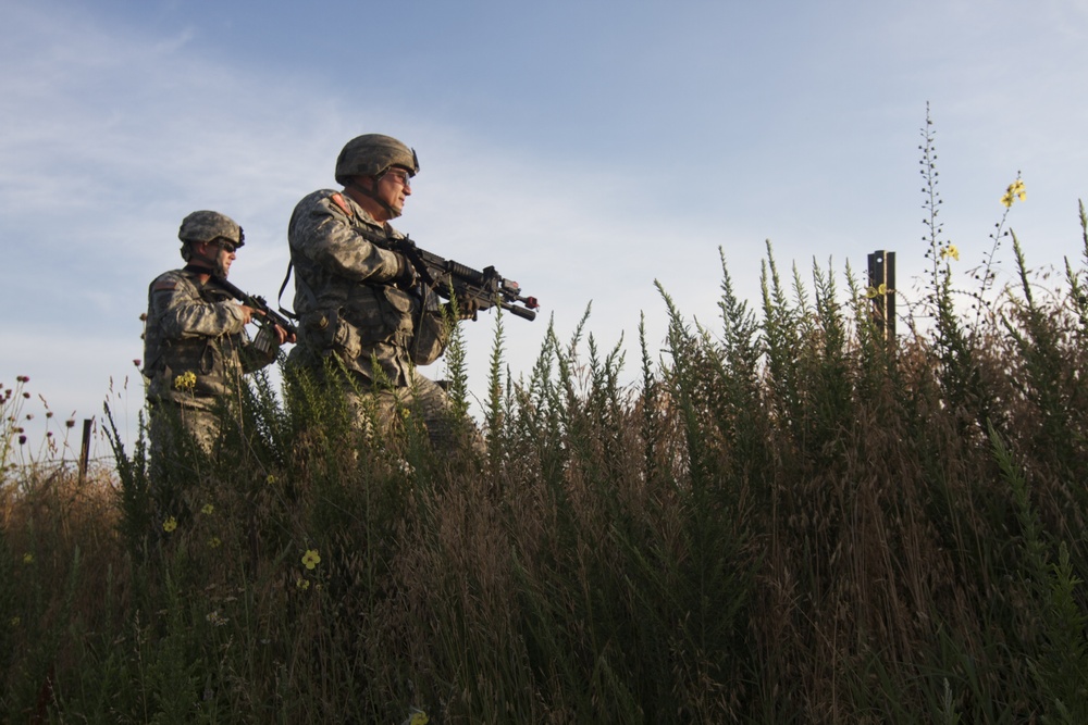 Missouri Military Police Company conducts combat exercise