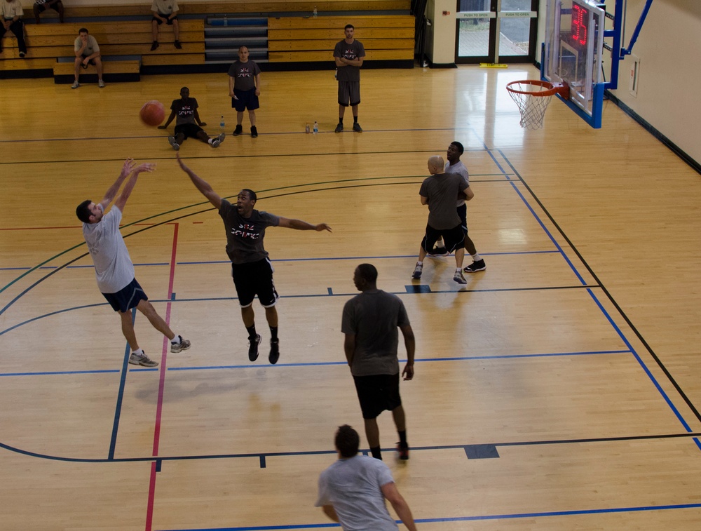 Team Mildenhall members compete in 352nd SOG Olympics