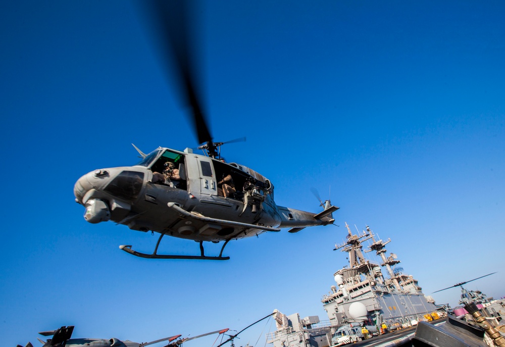 26th MEU Flight Deck Operations aboard USS Kearsarge (LHD 3)