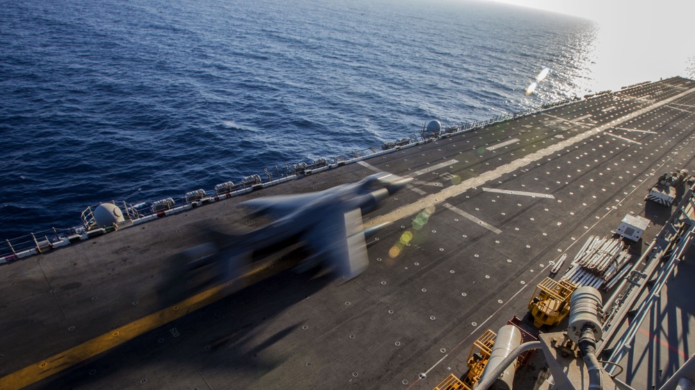 26th MEU Flight Deck Operations aboard USS Kearsarge (LHD 3)