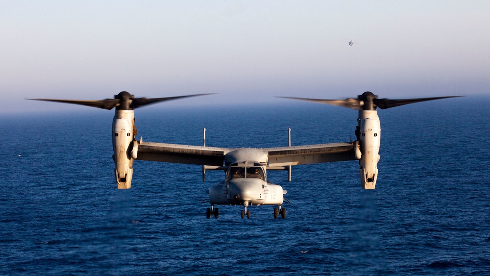 26th MEU Flight Deck Operations aboard USS Kearsarge (LHD 3)