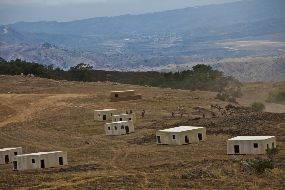 1st Reconnaissance Battalion prepares for deployment