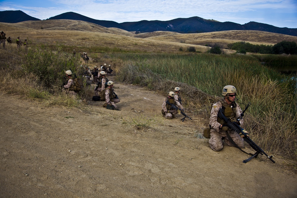 1st Reconnaissance Battalion prepares for deployment