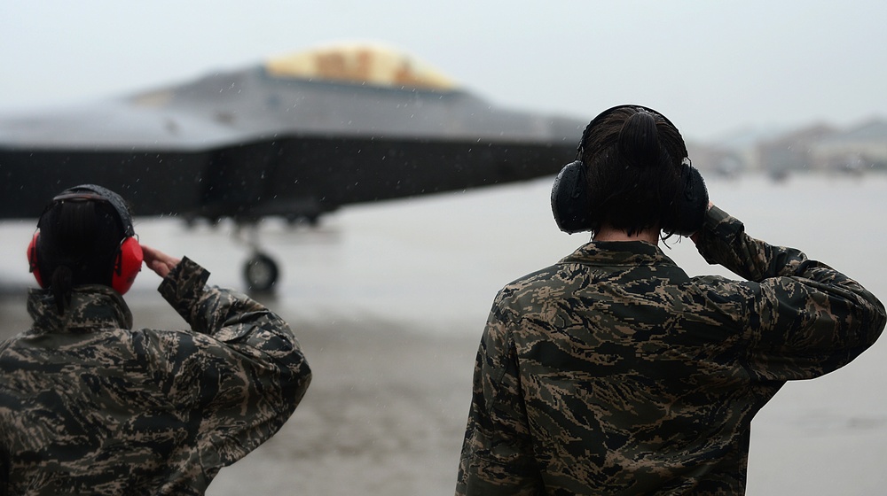 Col. Kevin J. Robbins 'fini flight'