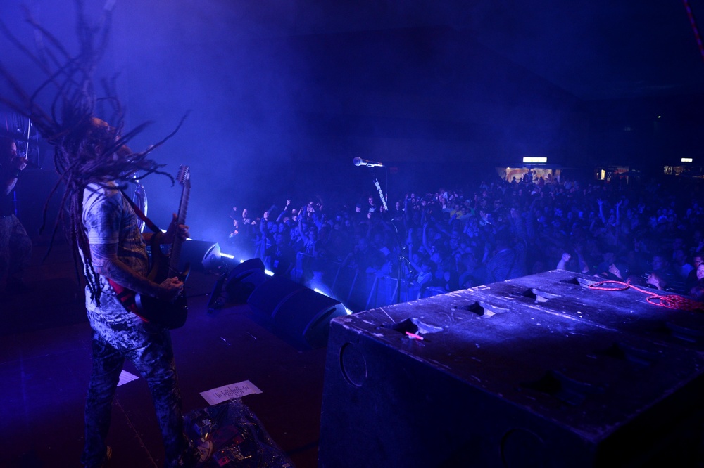 Korn performs at Spangdahlem Air Base