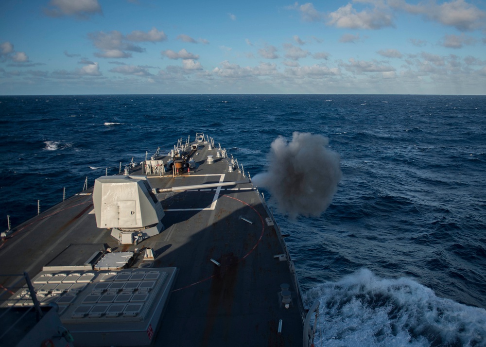 USS Momsen participates in TS13 with Australia