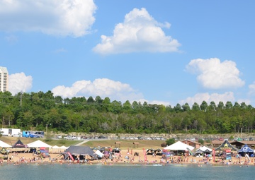 Citizens rescue struggling swimmer