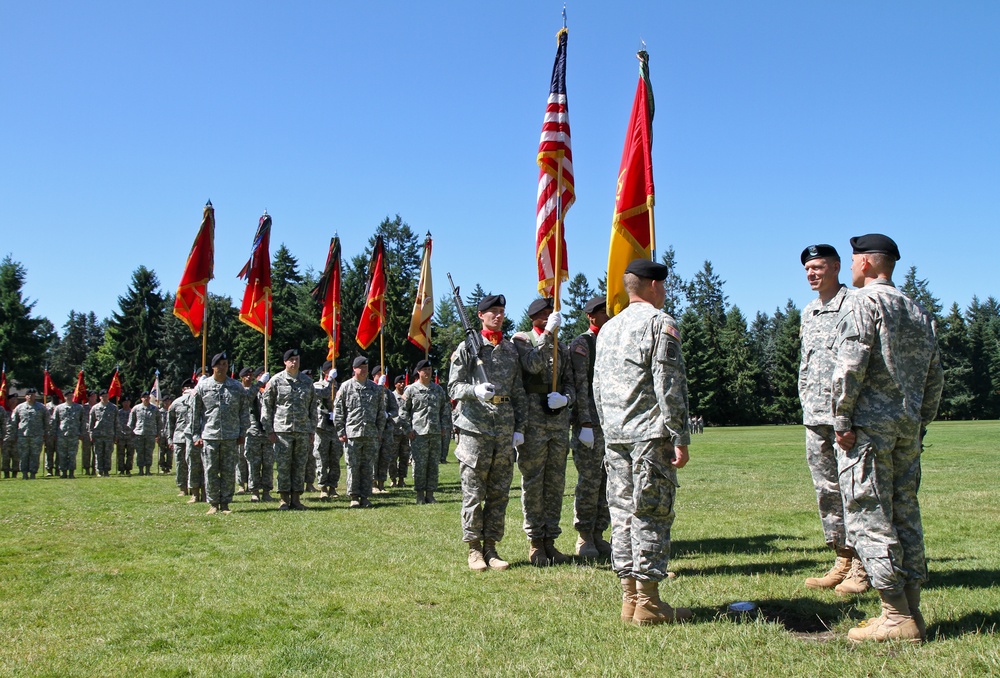 Thunderbolt soldiers say goodbye to outgoing commander