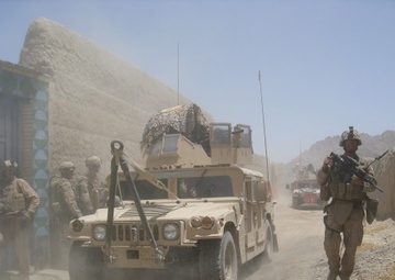 Amputee continues to lead Marines at School of Infantry