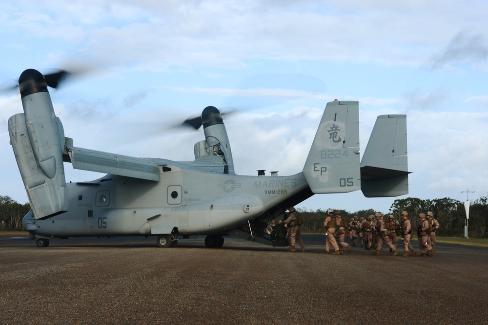 Echo Company, Battalion Landing Team 2nd Battalion, 4th Marine Regiment, 31st Marine Expeditionary Unit participates in Talisman Saber 2013