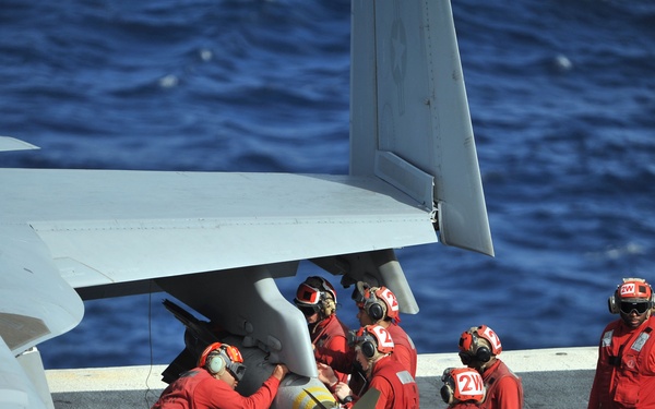Shipboard air power supports Talisman Saber 2013