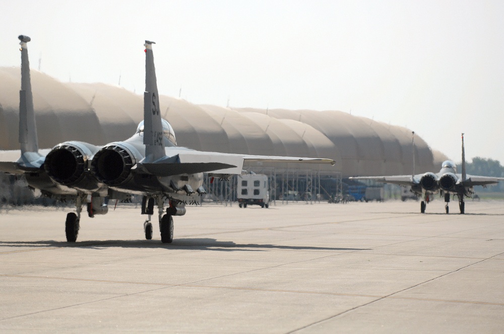 Rocketeers return to the skies