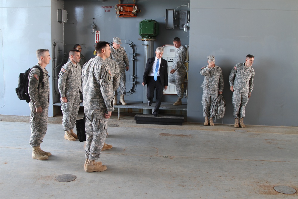 SecArmy Visits 8TSC LSV