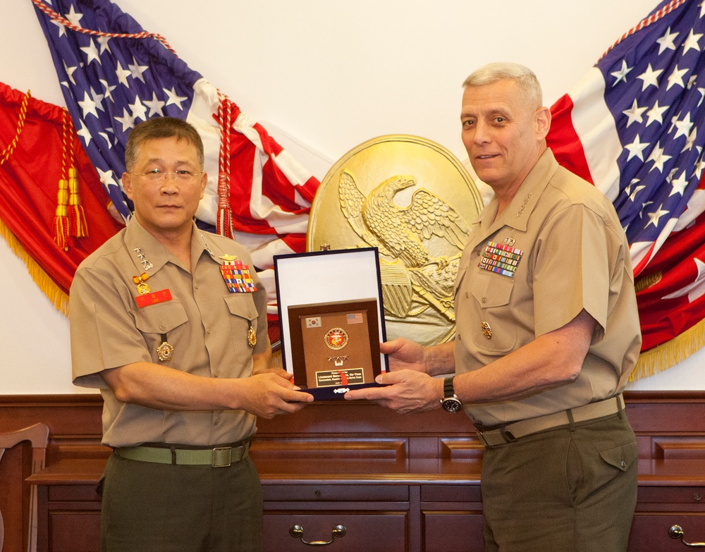 Korean Marines visit