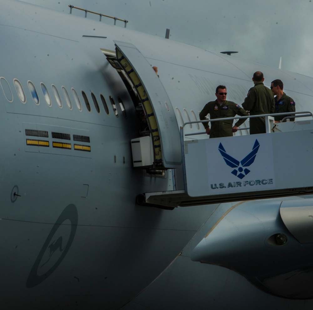 Royal Australian Air Force airmen arrive at JB Pearl Harbor-Hickam