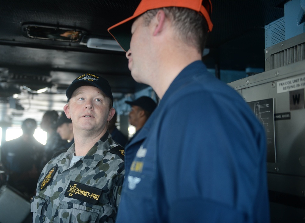 Australian sailors visit USS George Washington