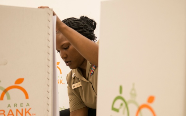 Feds Feed Families food drive