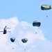 Partnership jump with Italian and US Air Force paratroopers