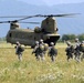 Partnership jump with Italian and US Air Force paratroopers