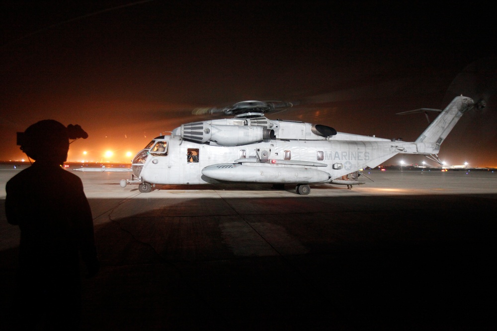 HMH-461 provides aerial support to 2/8 Golf Co