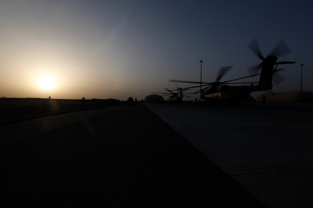 HMH-461 provides aerial support to 2/8 Golf Co