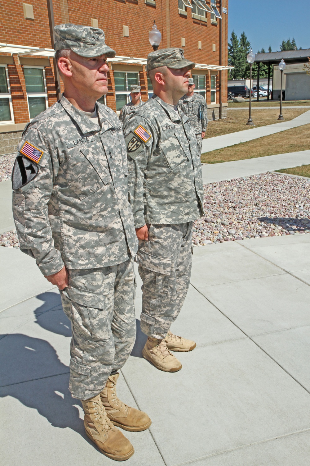 CG presents impact awards to Bayonet soldiers