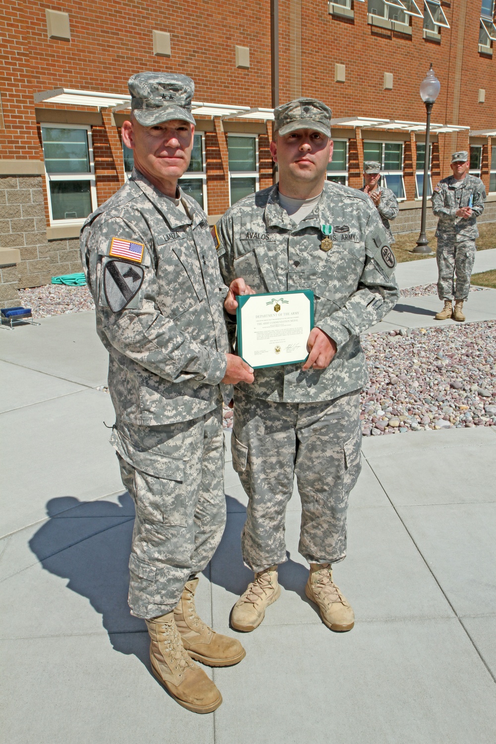 CG presents impact awards to Bayonet soldiers