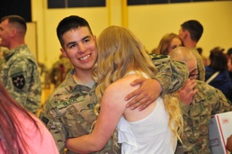 Two flights bring home nearly 500 4th SBCT soldiers from Afghanistan