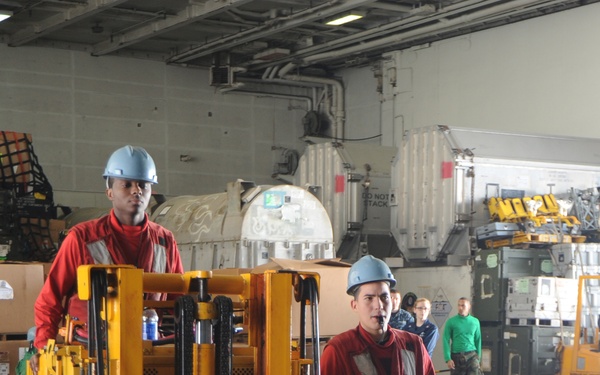 USS George Washington operates off Australian coast