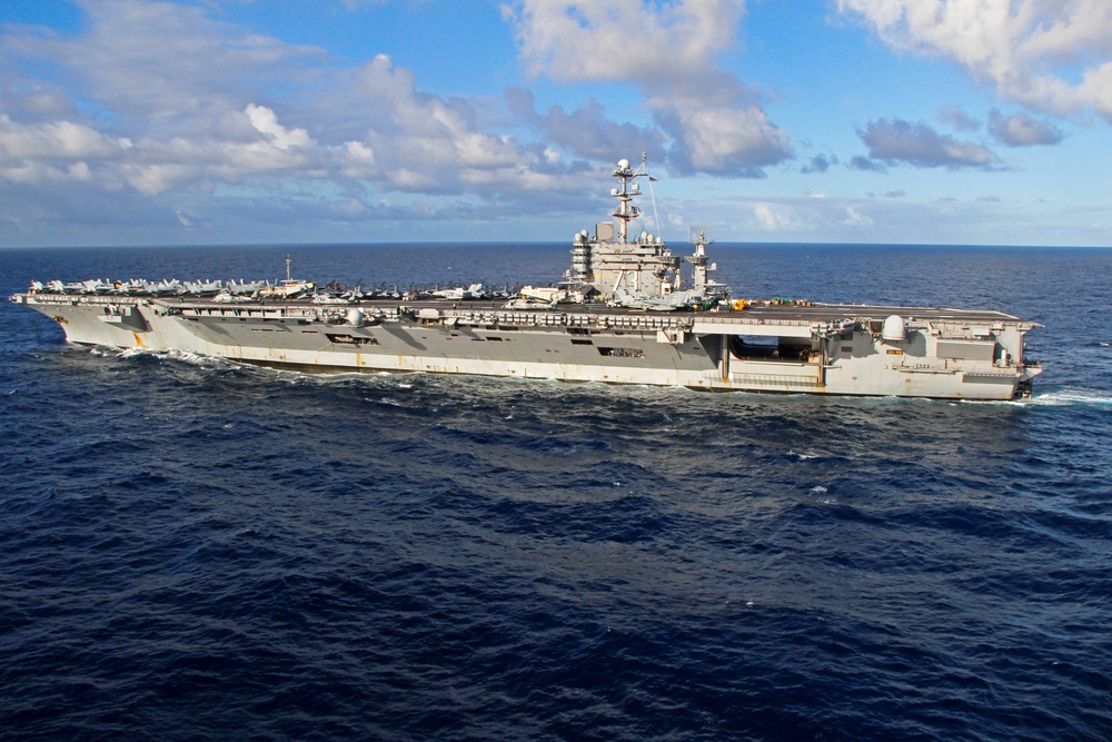 USS George Washington operates off Australian coast