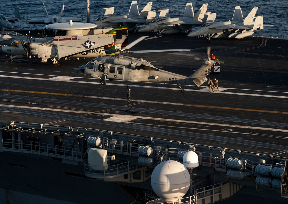 USS George Washington operates off Australian coast