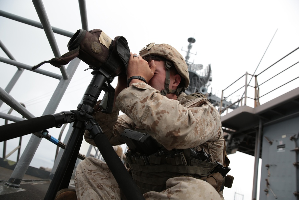 BLT 1/4 Snipers aid in ship defense