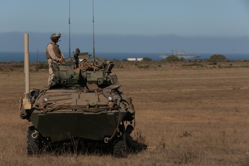 13th MEU conducts final raid for COMTUEX