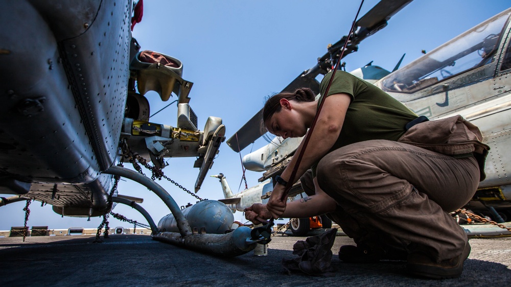 VMM-266 Aircraft Maintenance