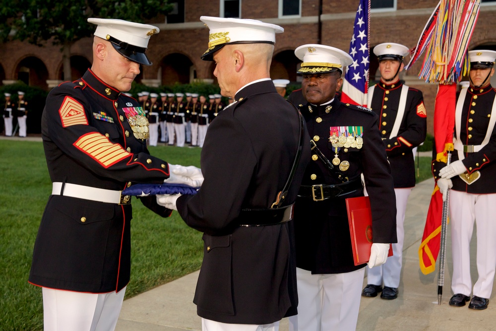 DVIDS - Images - Retirement ceremony [Image 16 of 30]