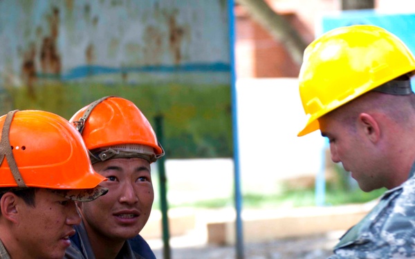 Mongolian, US engineers team up to renovate school