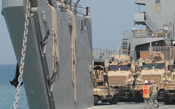 Where the land meets the sea: Training exercise brings Army watercraft and 4th BSB together to deliver humanitarian hope