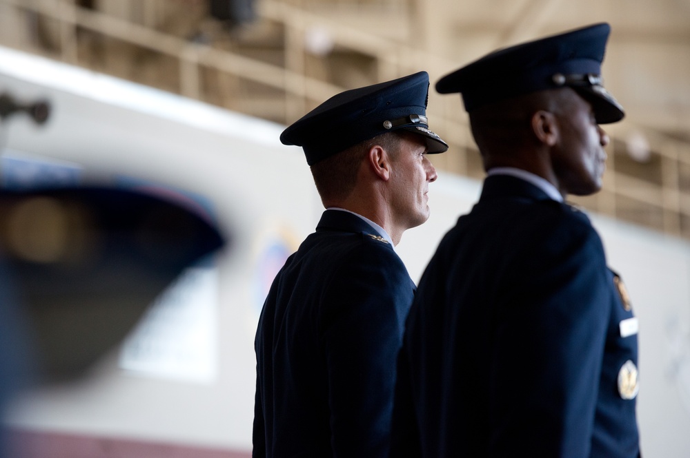 60th Air Mobility Wing change of command