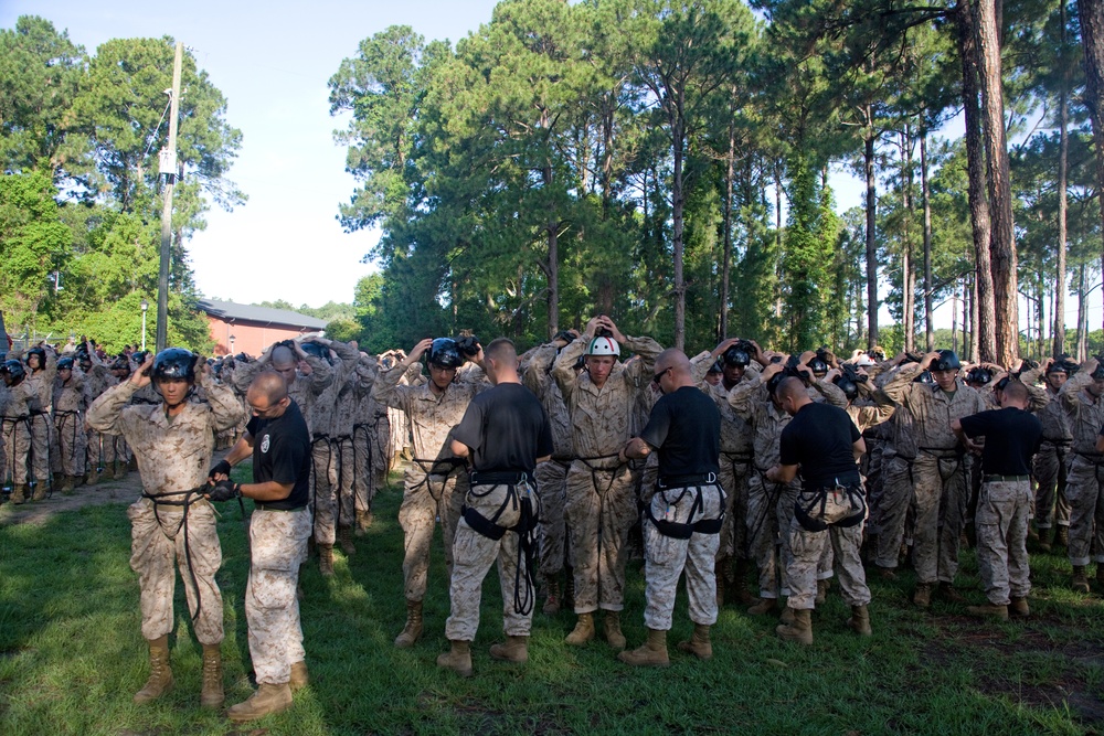 Photo Gallery: Marine recruits learn to rappel on Parris Island