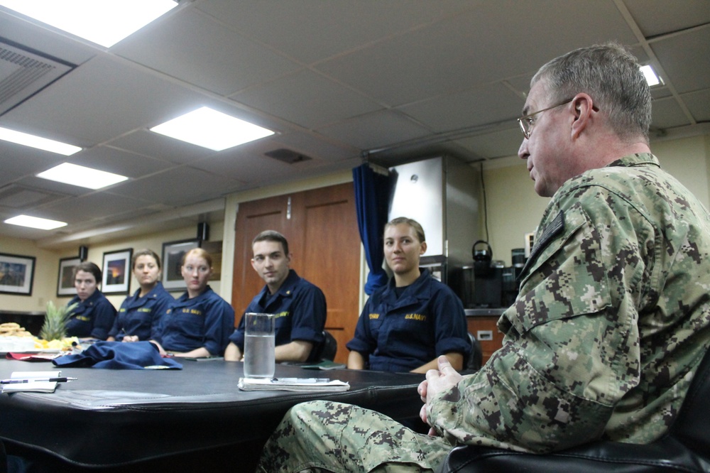 Vice Adm. Miller visits USS Higgins