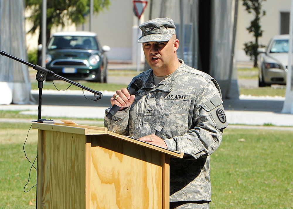 Health Center-Vicenza change of command