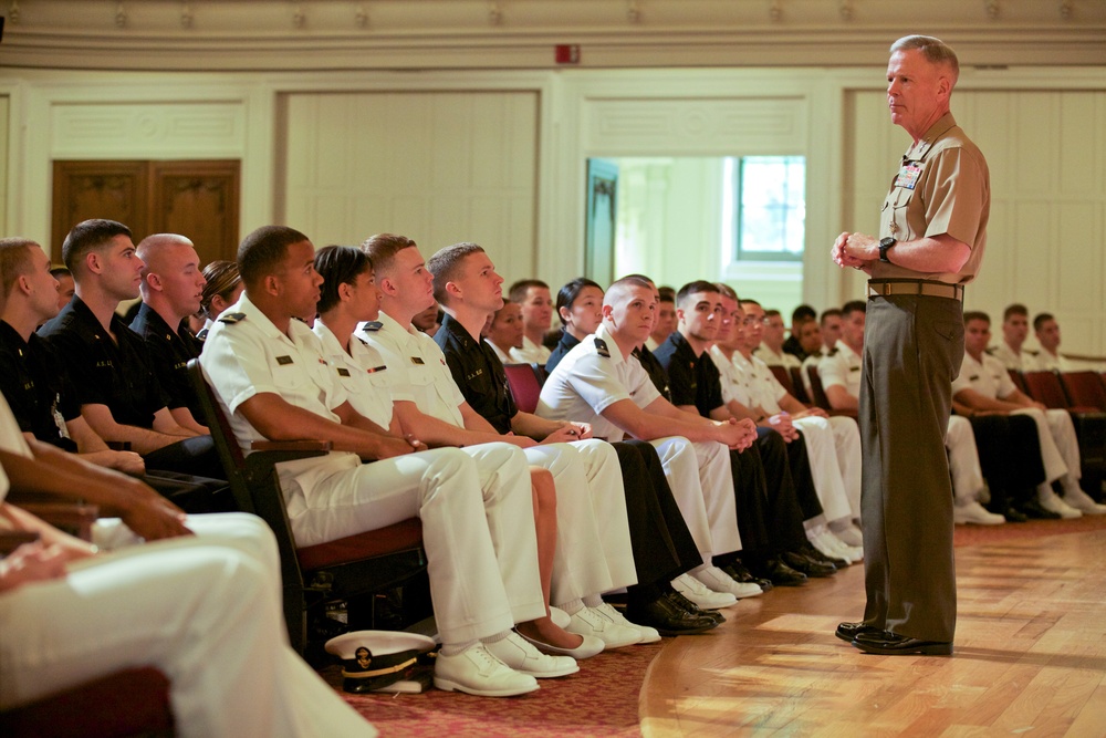 Gen. Amos visits US Naval Academy