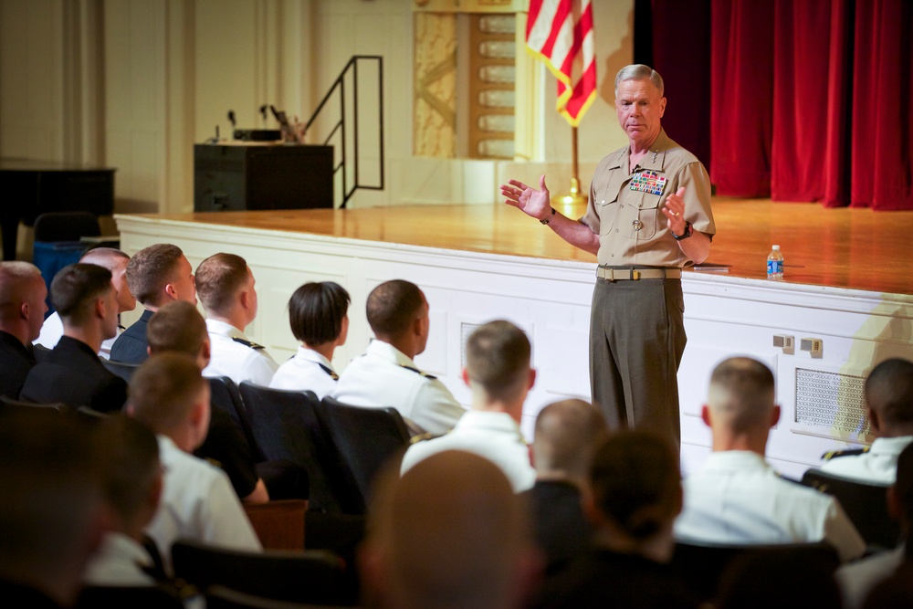 Gen. Amos visits US Naval Academy