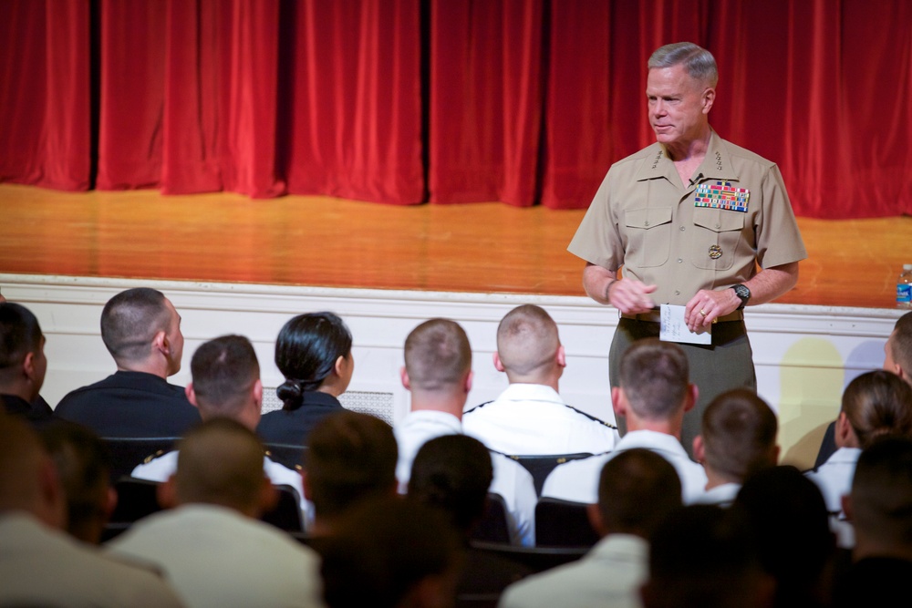 Gen. Amos visits US Naval Academy