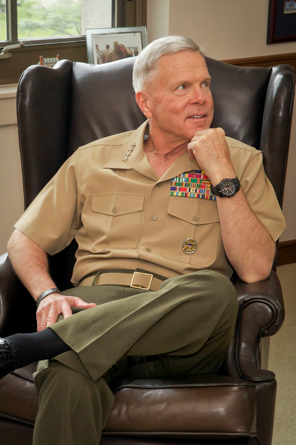 Gen. Amos visits US Naval Academy