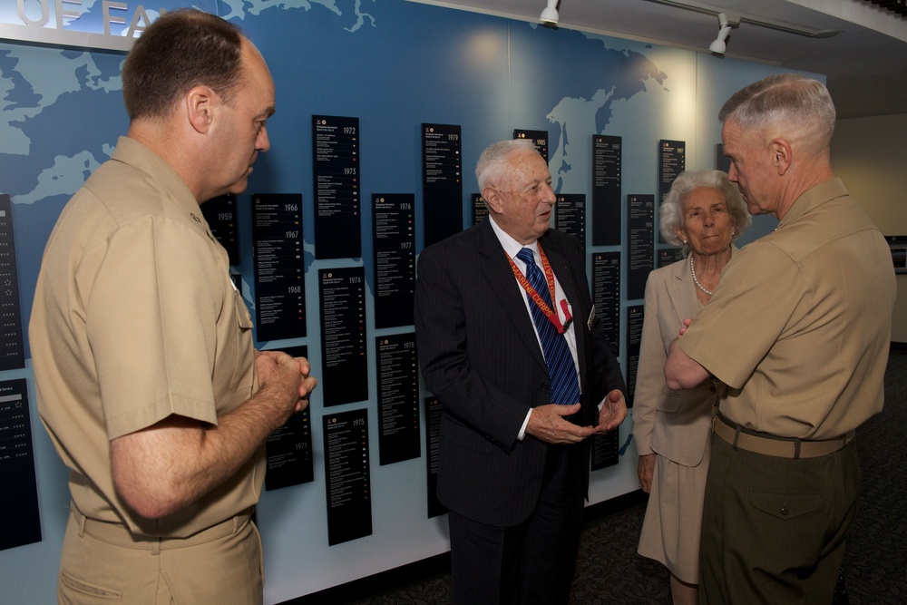 Marine Corps commandant visits US Naval War College