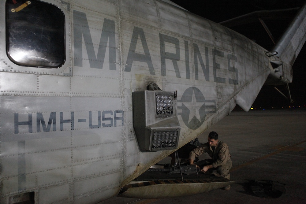 HMH-461 Provides Aerial Support to 2/8 Fox Co.